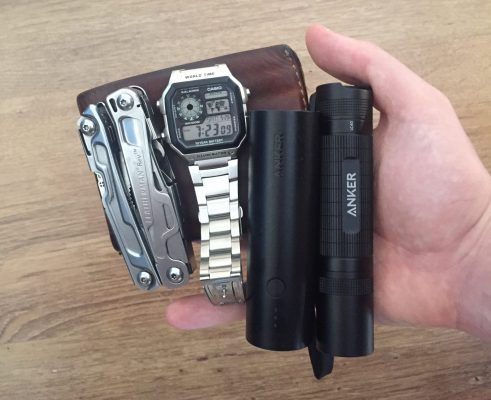 EDC List: 10+ Everyday Carry Essentials & Must-Have Gear [2020]